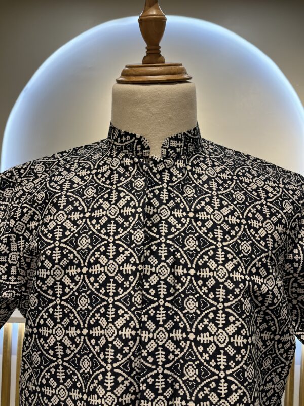 Men's Batik Shirt - Image 3