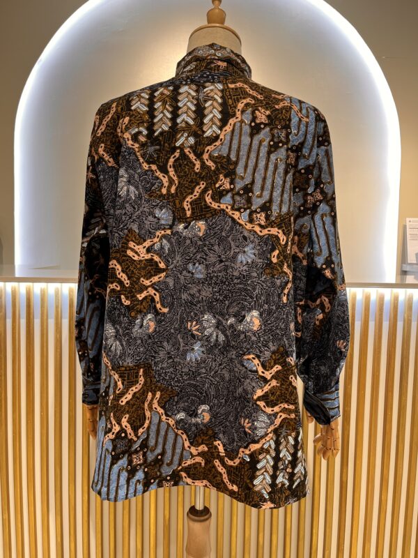Men's Batik Shirt - Image 2