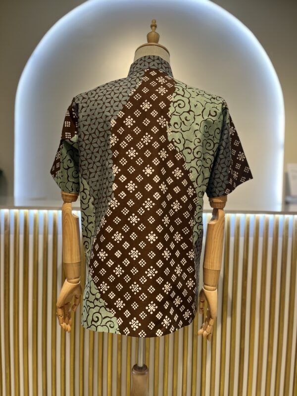 Men's Batik Shirt - Image 2