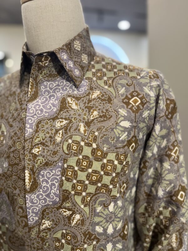 Men's Batik Shirt - Image 2