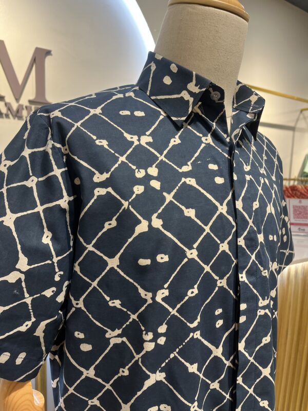 Men's Batik Shirt - Image 2