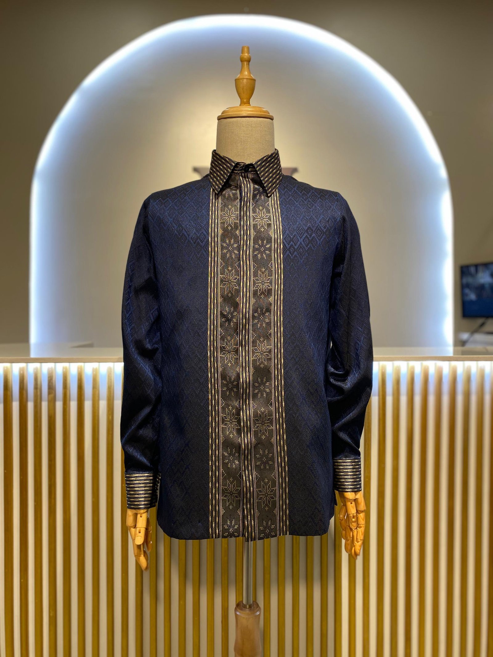Men's Tenun Shirt