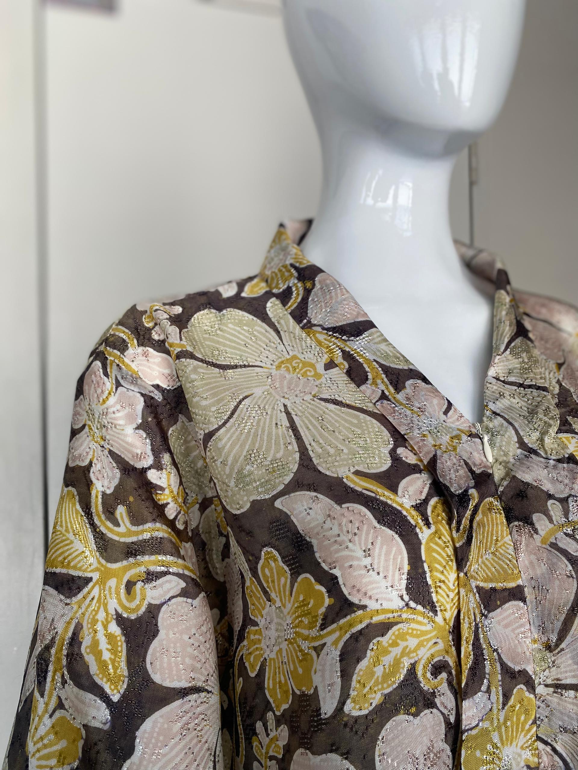 Kebaya modern - Image 2