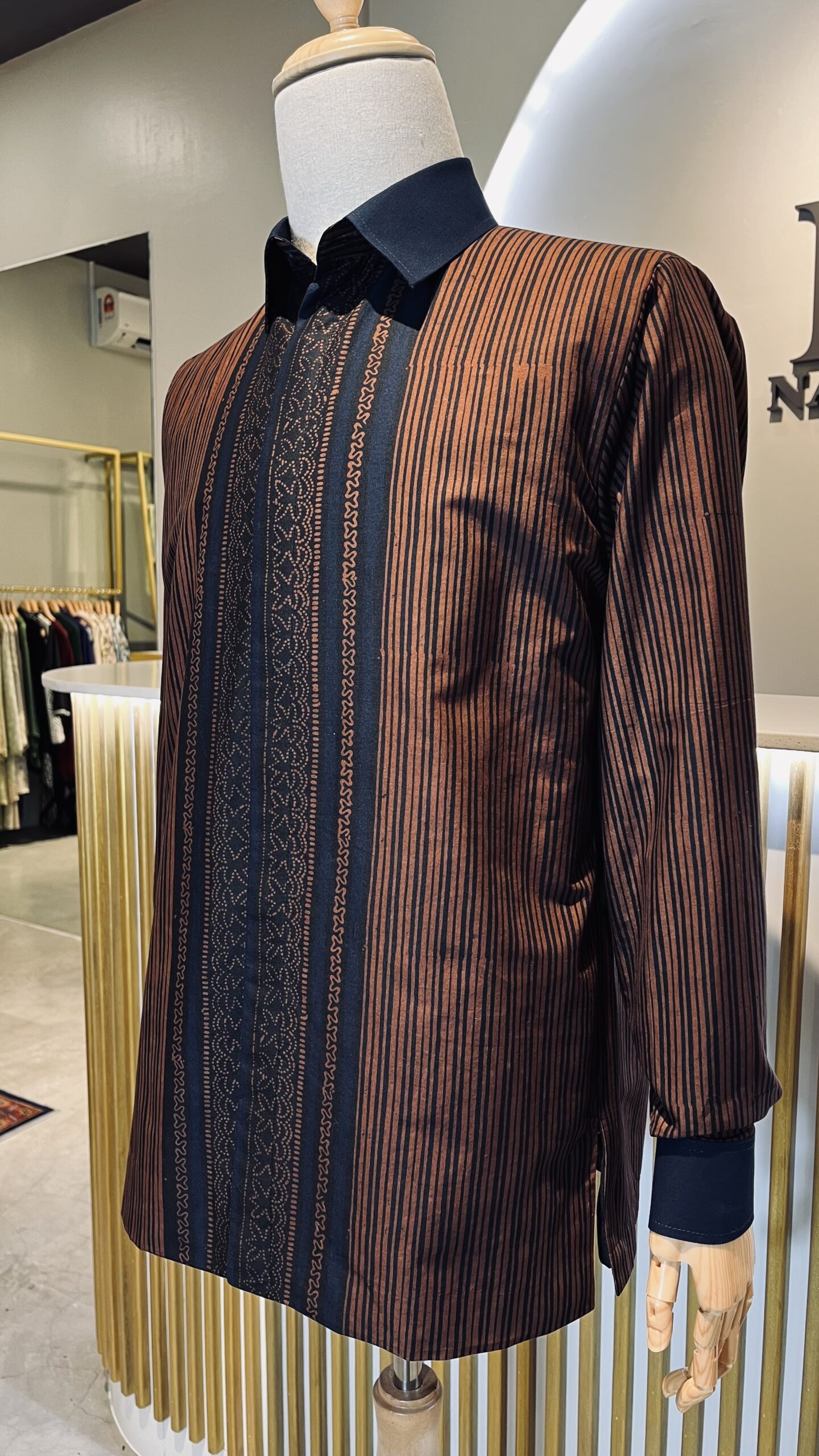 Men's Batik Shirt - Image 4