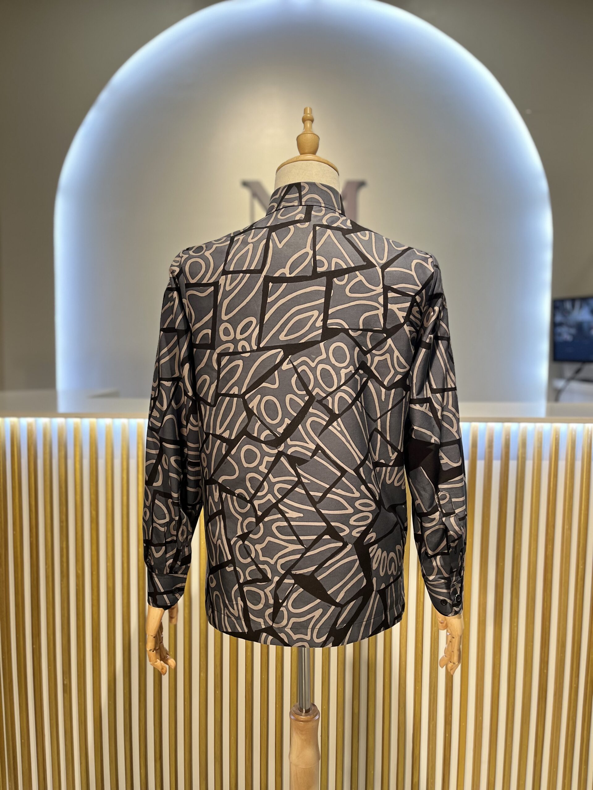 Men's Batik Shirt - Image 3